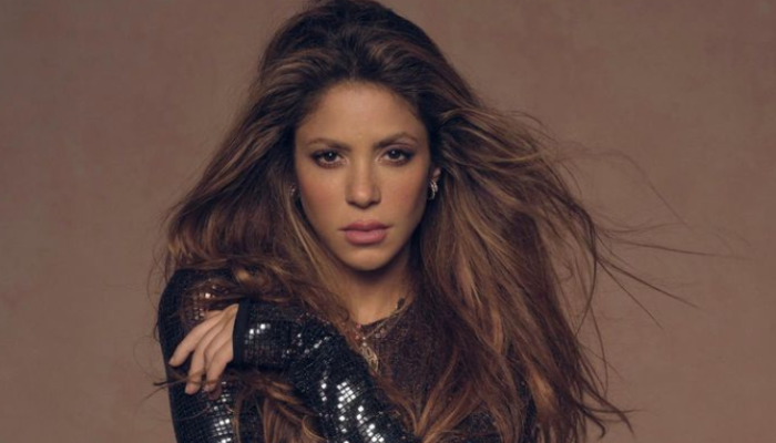 Shakira kıvrak dansıyla ödül gecesine damga vurdu! 
